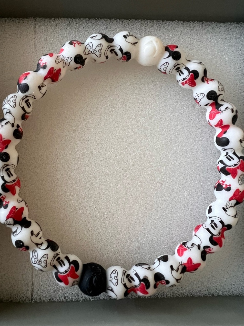Disney Minnie Mouse Lokai bracelet